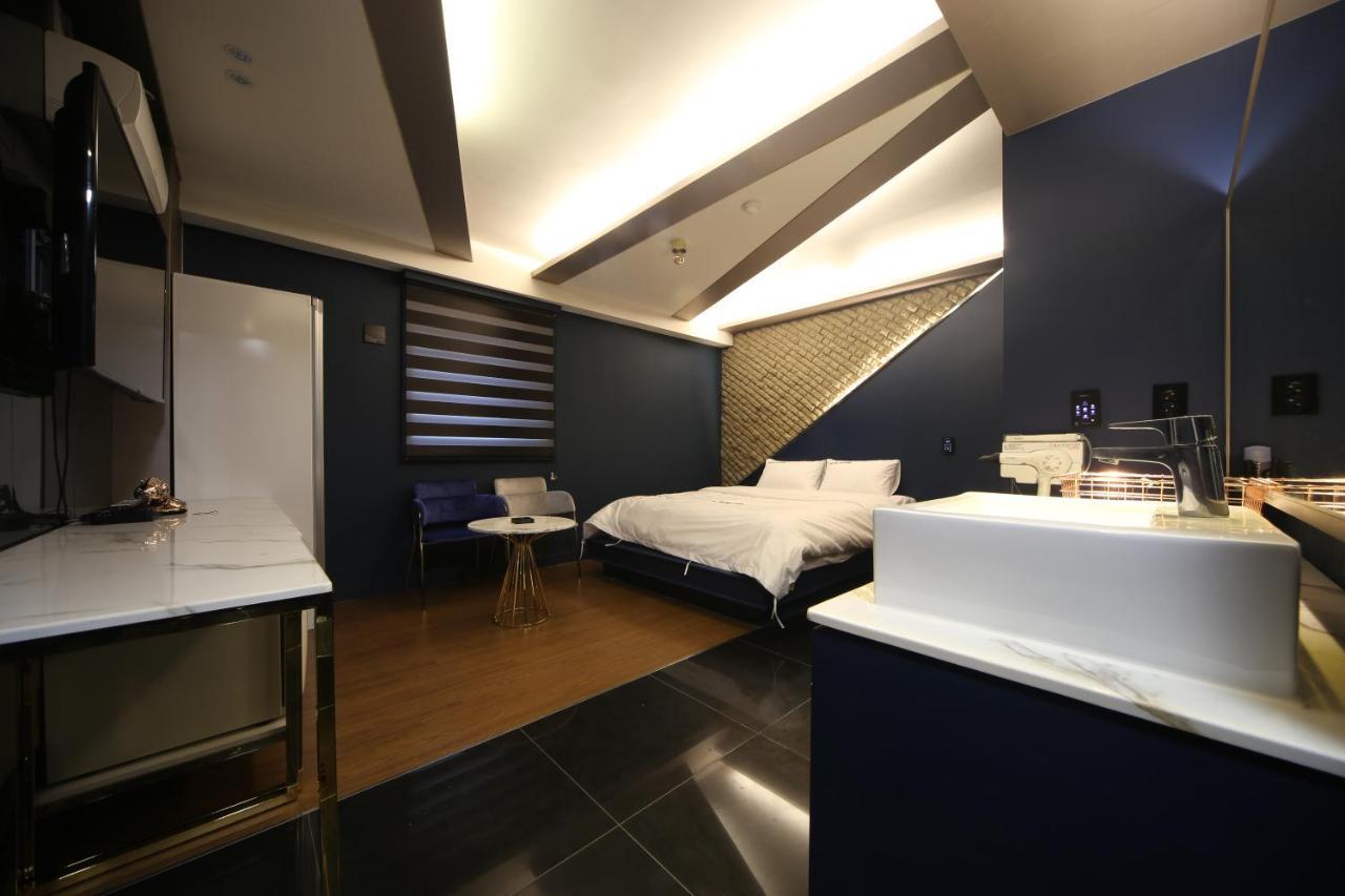 Hotel Yeogiatte Daegu Station Exterior foto