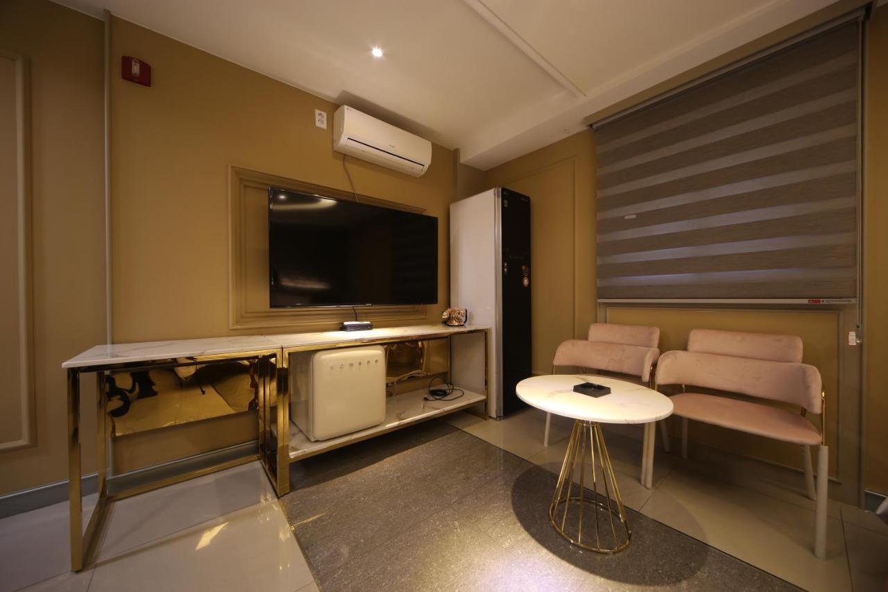 Hotel Yeogiatte Daegu Station Exterior foto